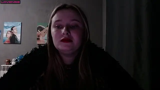 Snapshot of Light_Luna chatting on September 2025 02:17:01 PM Light Luna online show from September 2025 02:17:01 PM