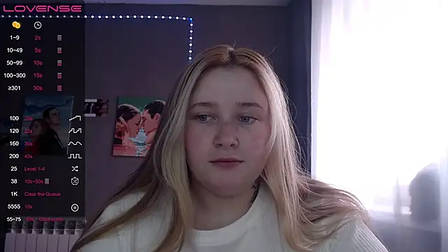 Light Luna online show from November 2025 08:06:01 AM