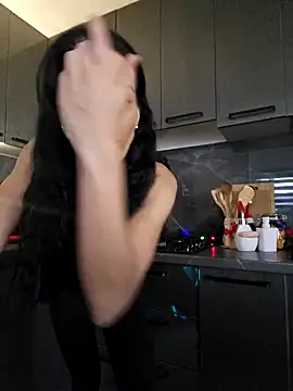 Snapshot of AnaFoxxy chatting on December 2024 10:51:02 AM AnaFoxxy online show from December 2024 10:51:02 AM