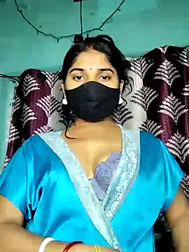 Luv Adite20 online show from February 2025 05:26:01 PM