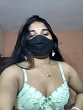 Luv Adite20 online show from October 2025 06:33:01 AM