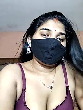 Luv Adite20 online show from October 2025 07:05:02 PM