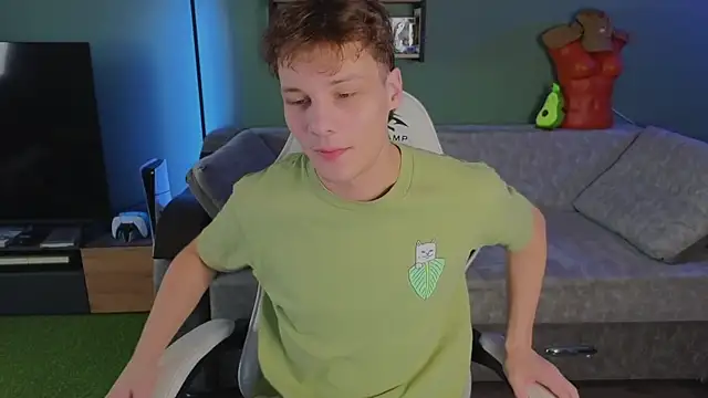 TeddyLiLboy online show from November 2025 09:54:02 AM