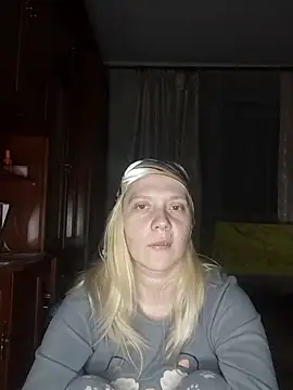 LeraSweet online show from November 2025 09:13:02 PM