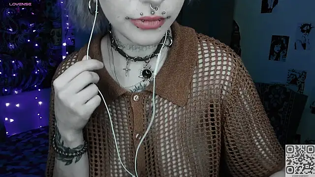 Snapshot of say_mary chatting on April 2026 01:03:01 AM say mary online show from April 2026 01:03:01 AM