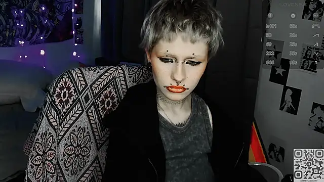 Snapshot of say_mary chatting on April 2026 08:06:01 AM say mary online show from April 2026 08:06:01 AM