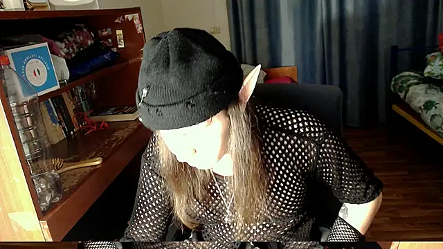 EvaMiron online show from February 2025 06:58:01 PM