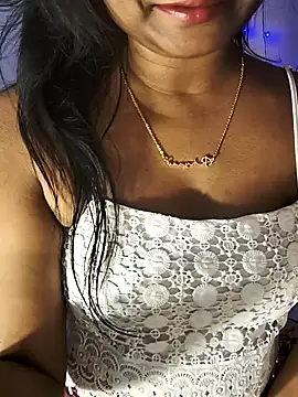 Snapshot of FANTASY_QUEEN_07 chatting on March 2025 09:58:02 AM FANTASY QUEEN 07 online show from March 2025 09:58:02 AM