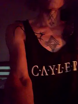 Snapshot of SuccubusTatuada chatting on March 2025 11:23:01 PM SuccubusTatuada online show from March 2025 11:23:01 PM