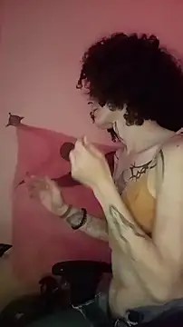 Snapshot of SuccubusTatuada chatting on September 2025 08:54:02 PM SuccubusTatuada online show from September 2025 08:54:02 PM