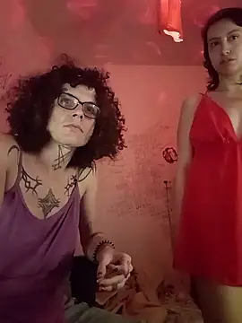 Snapshot of SuccubusTatuada chatting on November 2025 09:51:02 PM SuccubusTatuada online show from November 2025 09:51:02 PM