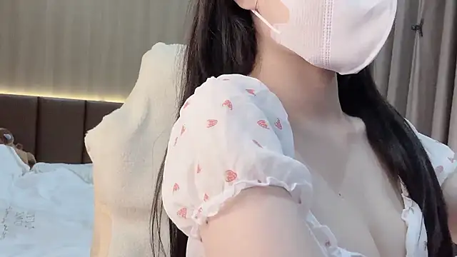VIVIAN247 online show from March 2025 03:24:02 PM