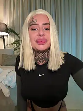 bambixboo online show from November 2025 09:52:02 PM