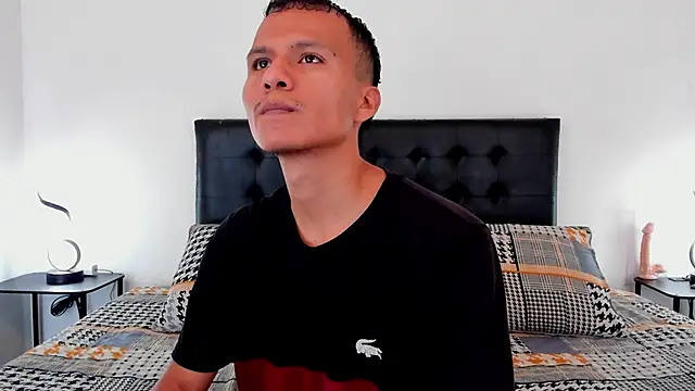 Snapshot of jaylen_and_duke chatting on February 2025 11:13:02 AM jaylen and duke online show from February 2025 11:13:02 AM