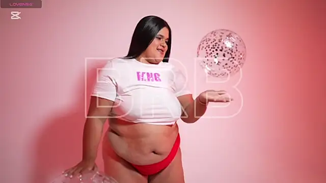 natalia curvy1 online show from March 2025 05:52:01 PM