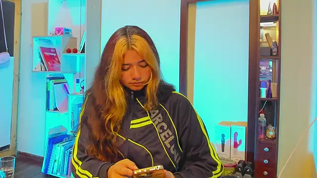 Amywhitexxxd online show from February 2025 03:29:02 AM