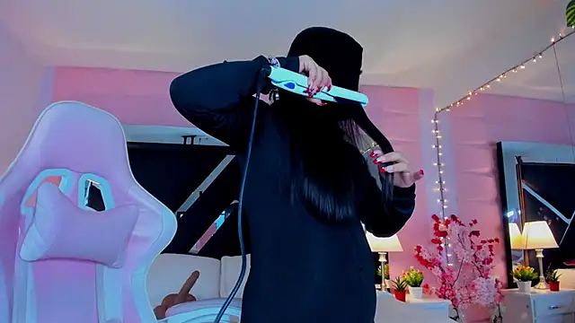 Snapshot of Andrex_Joness chatting on December 2024 03:47:02 AM Andrex Joness online show from December 2024 03:47:02 AM