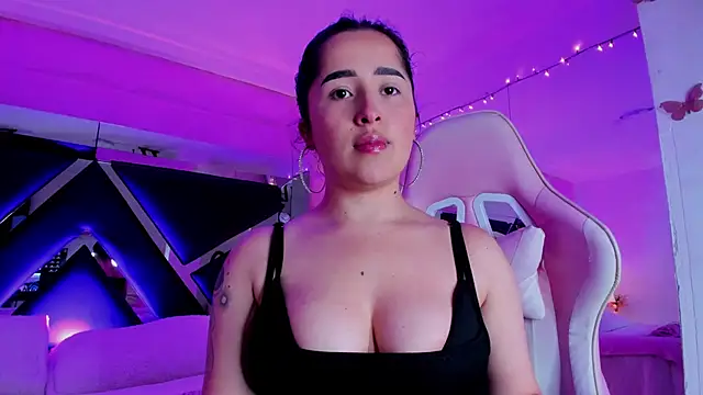 Snapshot of Andrex_Joness chatting on January 2025 03:41:01 AM Andrex Joness online show from January 2025 03:41:01 AM