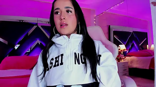 Snapshot of Andrex_Joness chatting on February 2025 03:34:02 AM Andrex Joness online show from February 2025 03:34:02 AM