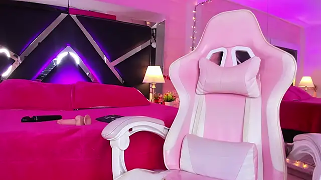 Snapshot of Andrex_Joness chatting on February 2025 07:11:01 AM Andrex Joness online show from February 2025 07:11:01 AM