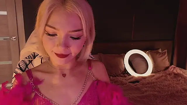 SandraBoyl online show from March 2025 01:19:01 AM