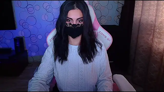 Snapshot of __Yasmina__ chatting on October 2025 04:35:02 AM   Yasmina   online show from October 2025 04:35:02 AM