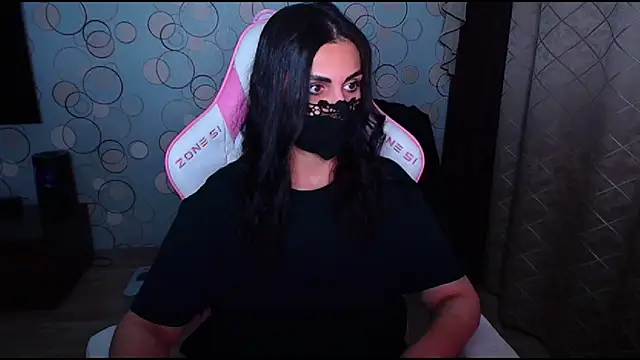 Snapshot of __Yasmina__ chatting on October 2025 02:56:02 AM   Yasmina   online show from October 2025 02:56:02 AM