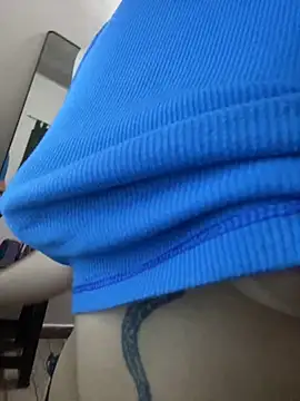 Snapshot of florchu7 chatting on October 2025 04:35:02 AM florchu7 online show from October 2025 04:35:02 AM