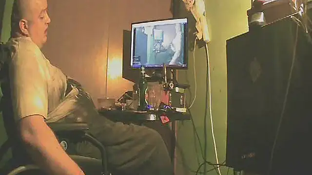 perversalus online show from October 2025 07:29:01 AM