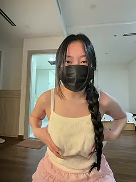 Snapshot of MEOW_MEO chatting on April 2026 04:18:01 PM MEOW MEO online show from April 2026 04:18:01 PM