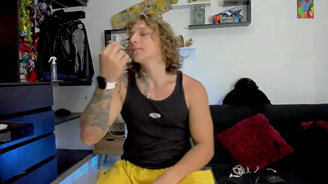 Tom Krakow online show from January 2025 03:01:02 PM