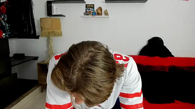 Tom Krakow online show from February 2025 06:46:02 PM