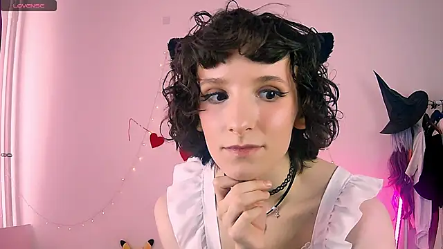 Violet Veliya online show from March 2026 11:15:02 AM