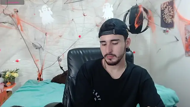 DmitriSanders online show from December 2024 10:41:01 PM