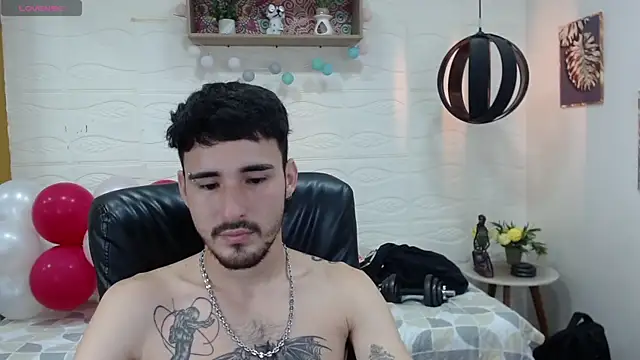 DmitriSanders online show from February 2025 11:30:01 PM