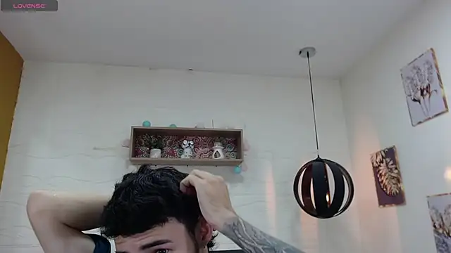 DmitriSanders online show from February 2025 08:52:02 PM