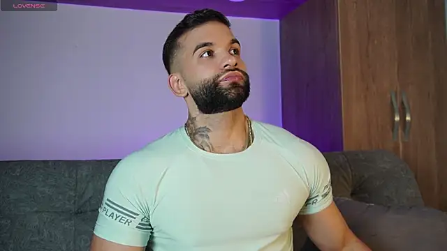 MarkHazze online show from November 2025 09:58:01 PM