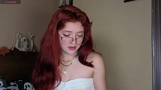 Snapshot of Ivanna_Diamon chatting on October 2025 05:19:01 PM Ivanna Diamon online show from October 2025 05:19:01 PM