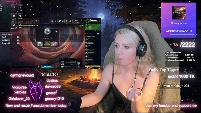 Snapshot of Lisaonthemoon chatting on December 2024 08:34:02 AM Lisaonthemoon online show from December 2024 08:34:02 AM