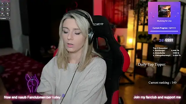 Snapshot of Lisaonthemoon chatting on December 2024 11:03:02 PM Lisaonthemoon online show from December 2024 11:03:02 PM