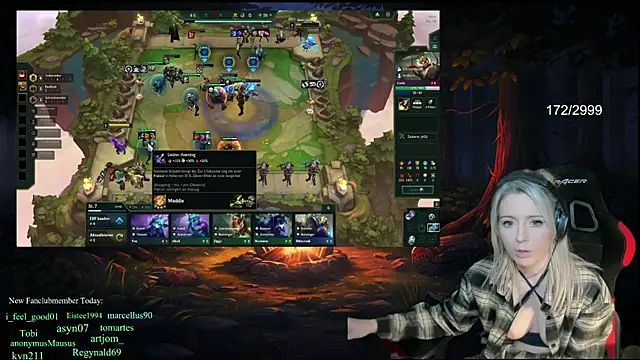 Snapshot of Lisaonthemoon chatting on February 2025 12:25:02 AM Lisaonthemoon online show from February 2025 12:25:02 AM