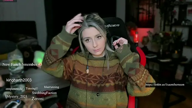 Snapshot of Lisaonthemoon chatting on March 2025 11:46:01 PM Lisaonthemoon online show from March 2025 11:46:01 PM