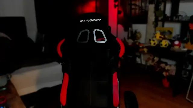 Snapshot of Lisaonthemoon chatting on September 2025 03:35:02 PM Lisaonthemoon online show from September 2025 03:35:02 PM