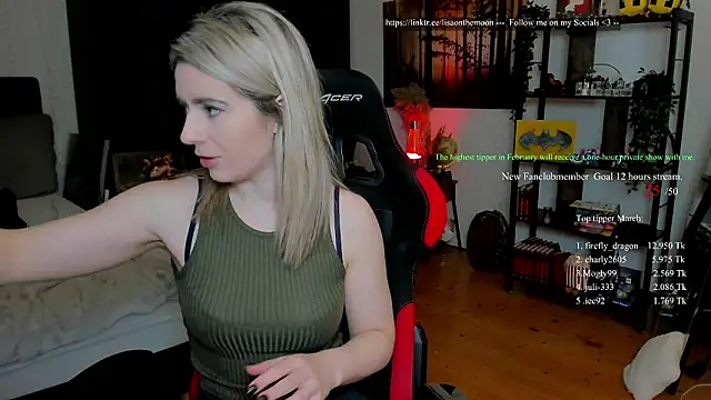 Snapshot of Lisaonthemoon chatting on March 2026 07:18:02 PM Lisaonthemoon online show from March 2026 07:18:02 PM