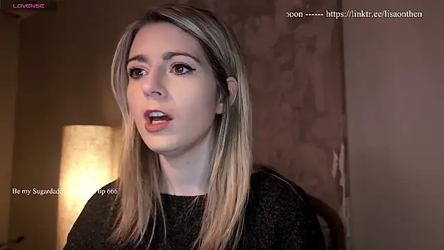 Snapshot of Lisaonthemoon chatting on March 2026 09:03:02 PM Lisaonthemoon online show from March 2026 09:03:02 PM