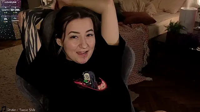 Snapshot of Megan__Hart chatting on January 2025 05:41:02 AM Megan  Hart online show from January 2025 05:41:02 AM