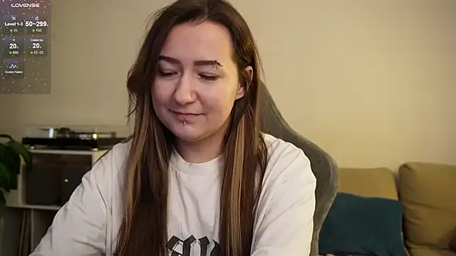 Snapshot of Megan__Hart chatting on October 2025 09:26:01 AM Megan  Hart online show from October 2025 09:26:01 AM