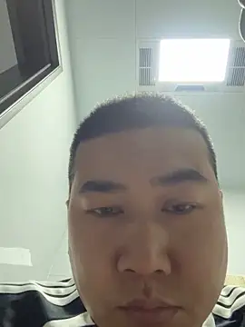 Snapshot of ai-fu-po chatting on April 2026 11:19:02 AM ai-fu-po online show from April 2026 11:19:02 AM