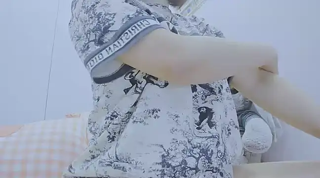 Snapshot of Linh_diudang chatting on March 2025 01:51:01 PM Linh diudang online show from March 2025 01:51:01 PM