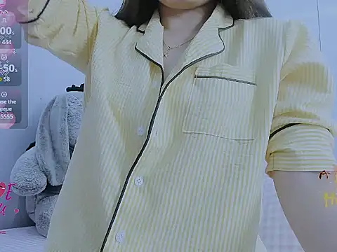 Linh diudang online show from November 2025 03:20:02 AM